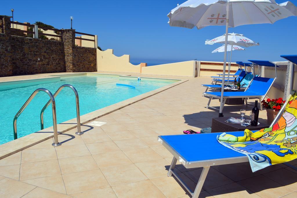 Agriturismo Finagliosu Palmadula Kültér fotó