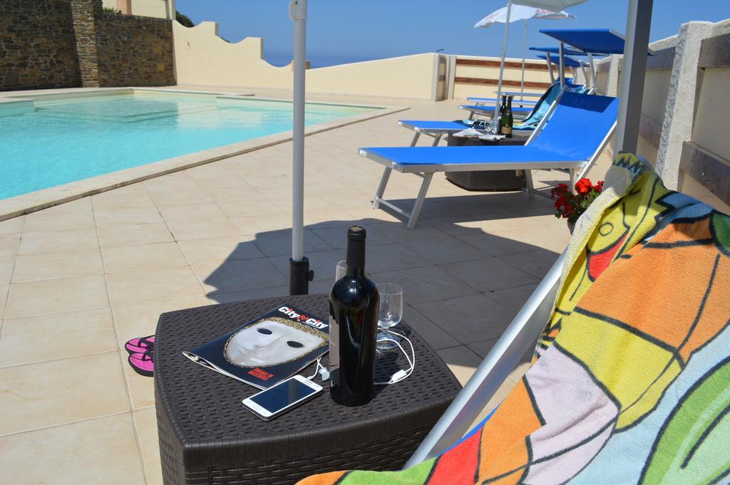 Agriturismo Finagliosu Palmadula Kültér fotó